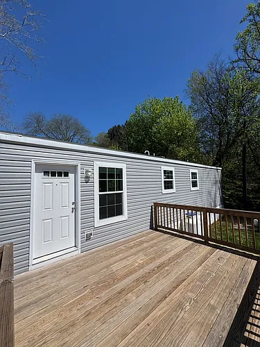 465 Royal Manor Rd Photo 1