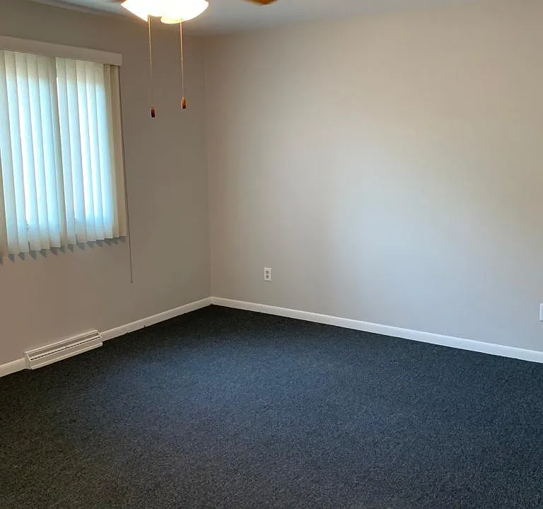 226 E Woodlawn Rd #226