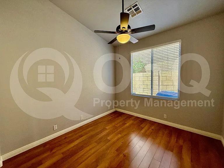 826 W Carob Dr — Photo 15