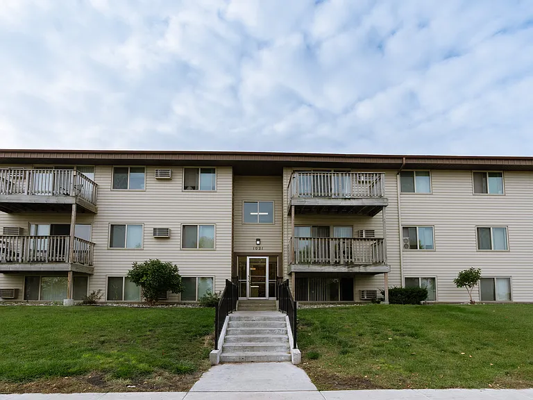 Moorhead, MN South Park Apartments | Exterior
