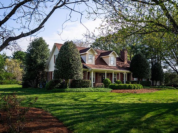 4th image of 4182 Faithway Dr