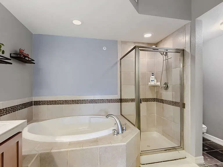 1705 N Gaylord St #301 — Photo 11