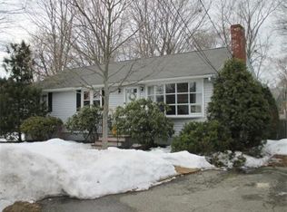 15 Griffen Dr, Wakefield, MA 01880