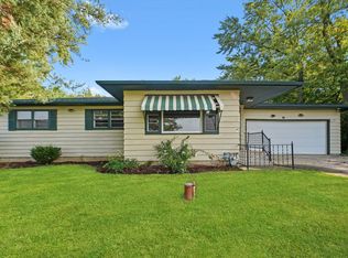 812 Northern Dr, Lockport, IL 60441
