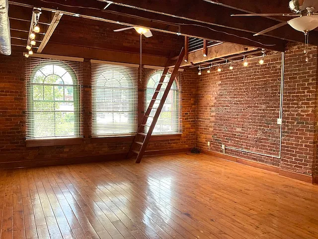 1206 Main St #4 — Photo 25