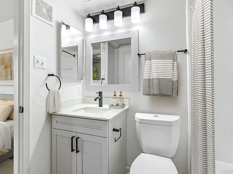 Birchstone West Plano — Photo 16