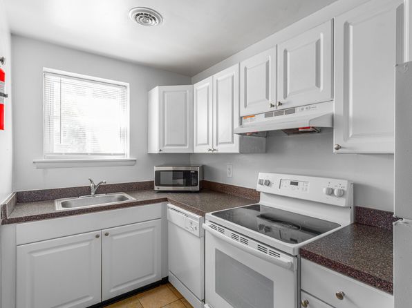 26 Cheswold Blvd #46-3B