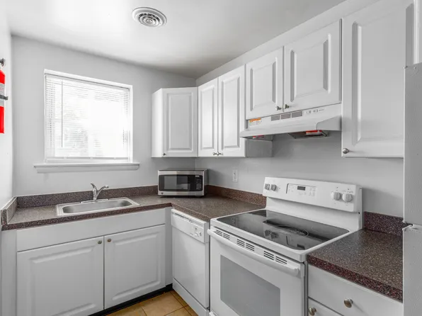 Brookbend Apartments