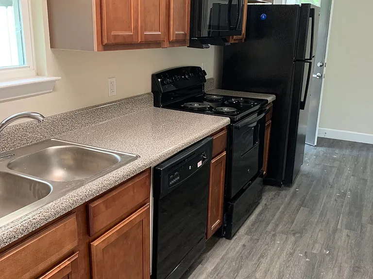 Covington Park Apartments — Photo 26