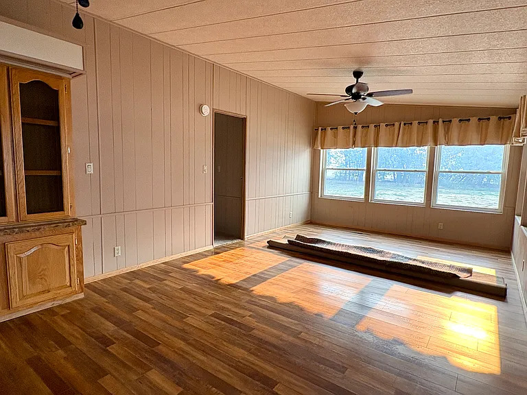 5840 Dodge Rd — Photo 10