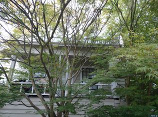 2202 1st Ave W, Seattle, WA 98119