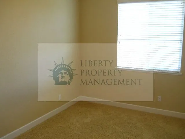 1038 Dry Creek Pl — Photo 14