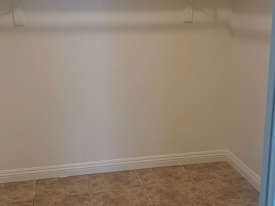 1st image of 65812 Desert View Ave