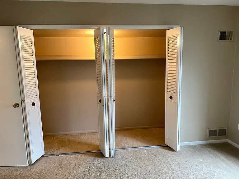 Bedroom - Closet Doors open
