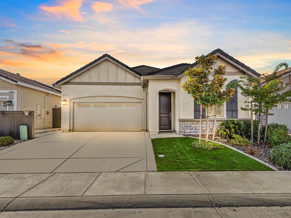 1st image of 5041 Creekhollow Way