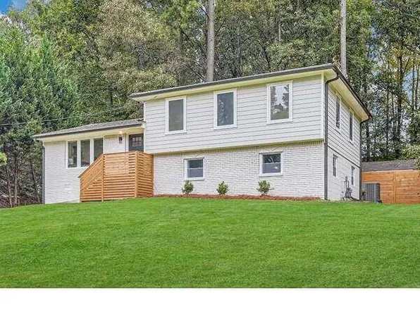 1103 Deleon Ct, Clarkston, GA 30021