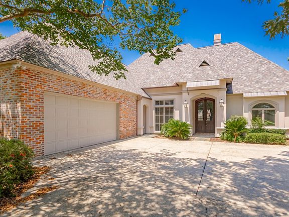 2nd image of 19213 Spyglass Hill Dr