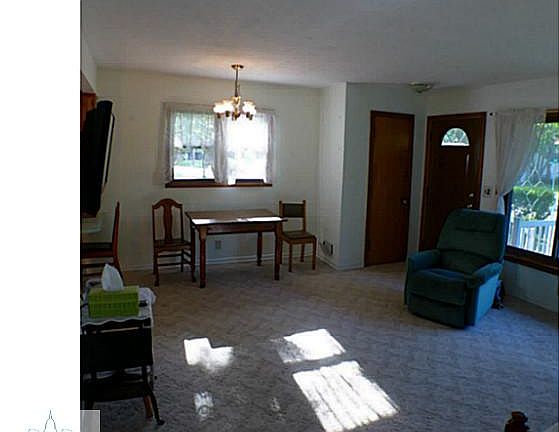 4th image of 2615 Delta River Dr