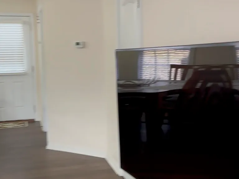 1250 W Adams Hill Cir #204 — Photo 6