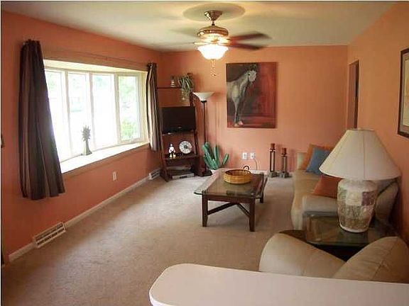 4th image of 6200 Panax Ln