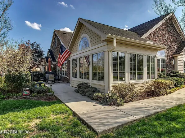 811 Pryse Farm Blvd, Knoxville, TN 37934