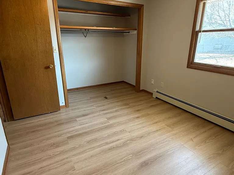 806 Jefferson St — Photo 3