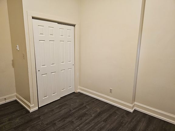 4th image of 123 Grand St APT 1
