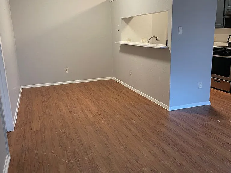 3615 Leafield Dr — Photo 5