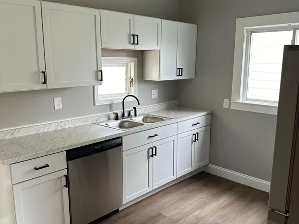 514 Plymouth Dr Floor 1, Syracuse, NY 13206