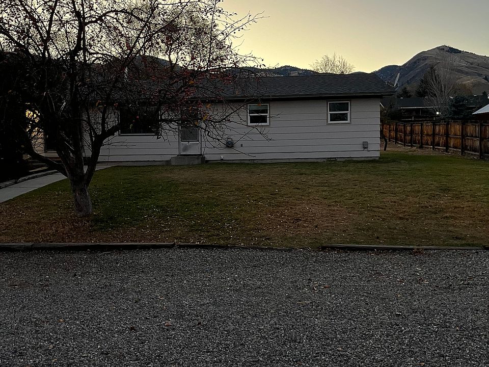 2nd image of 112 9th St