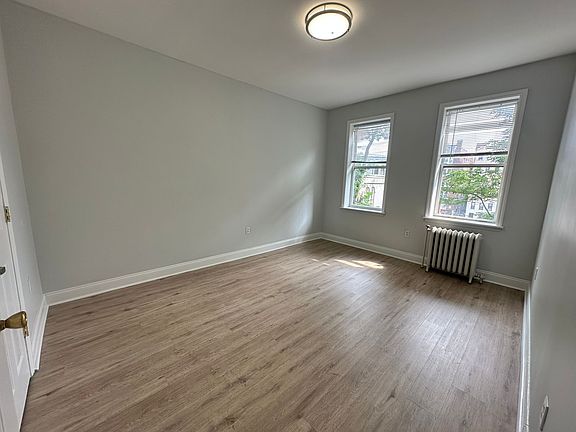 2nd image of 19-25 Kensington Ave #305