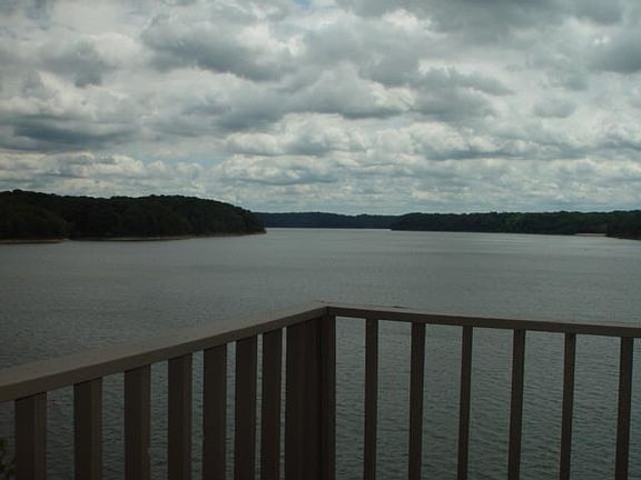 2nd image of 1810 E Waters Edge Dr