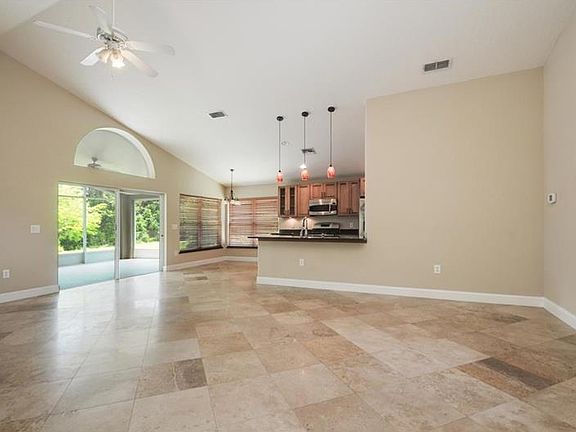 2nd image of 2831 Egrets Landing Dr