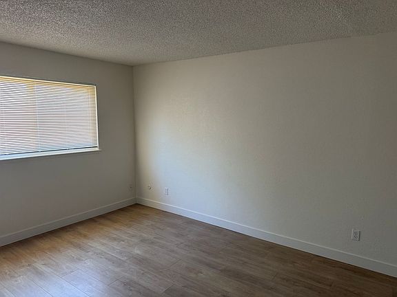 4th image of 7351-7353 Gigi Pl