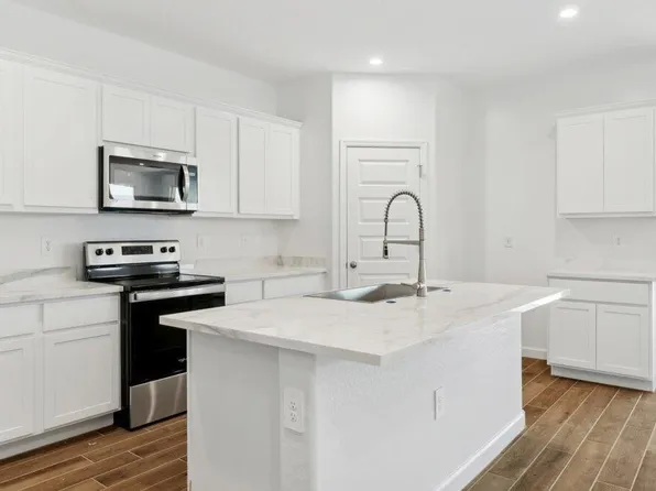 12160 E Morris Carson Dr, Vail, AZ 85641