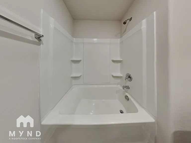 10253 W Wenden Dr — Photo 16