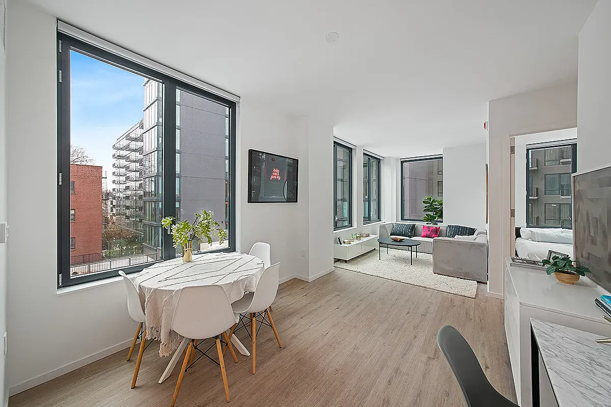12 Halsey Street — Photo 3