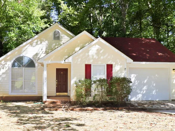 7434 Autumn Trail Dr, Charlotte, NC 28213