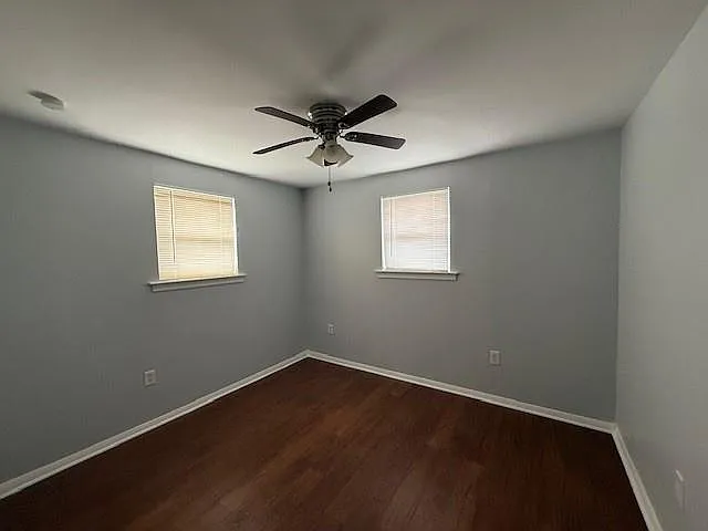 4314 Karen Ave — Photo 12