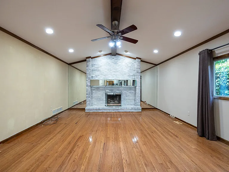 6275 Fairbrook Ct — Photo 81