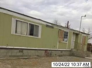 36150 Saggitarius Rd, Hinkley, CA 92347