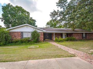 6509 Pontiac Dr, N Little Rock, AR 72116