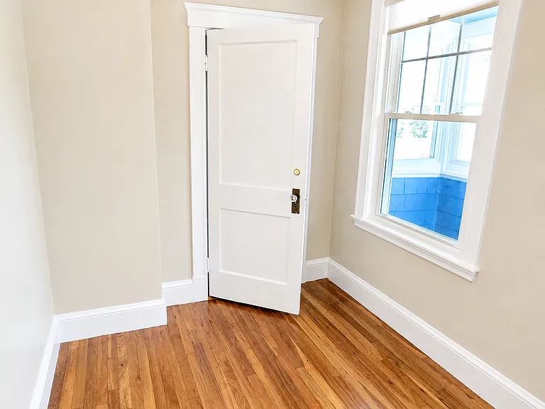 135 Fayerweather St #1 — Photo 6