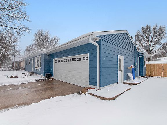 3rd image of 2045 Acorn Dr