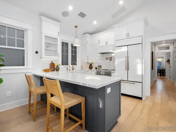 943 F Ave, Coronado, CA 92118