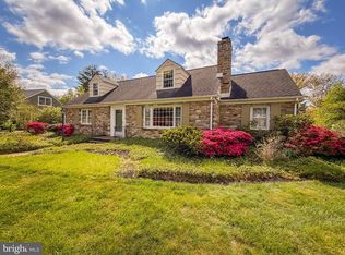 5 Saint James Pl, Yardley, PA 19067