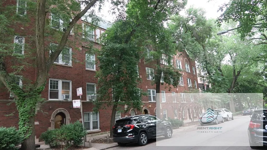 1 bed, 1.0 bath, 700 sqft, $2,645 — Photo 1