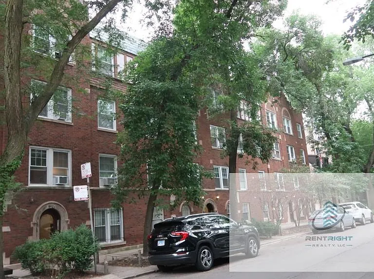 2147-51 N Fremont St #2151-1N — Photo 1