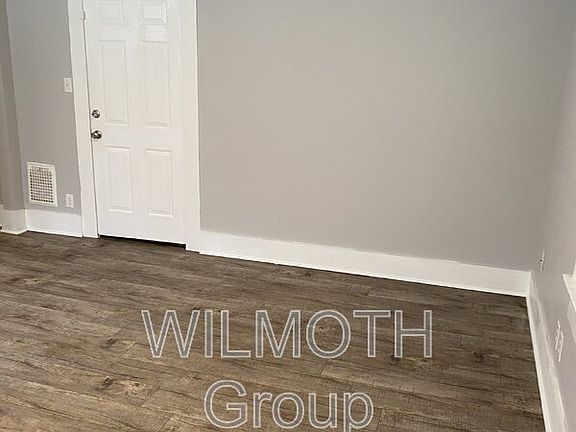 3rd image of 129 W Hendricks St #4
