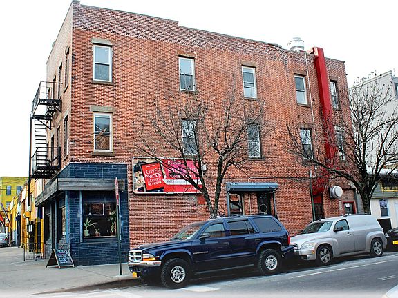 4th image of 838 Dean St APT 3F
